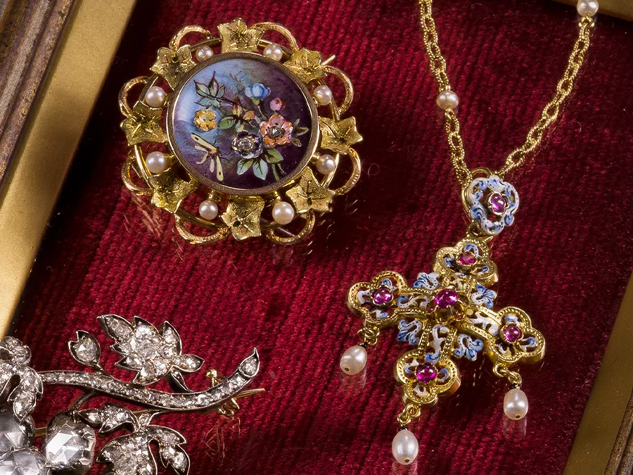 花とトンボのブローチ/十字架エマーユペンダント