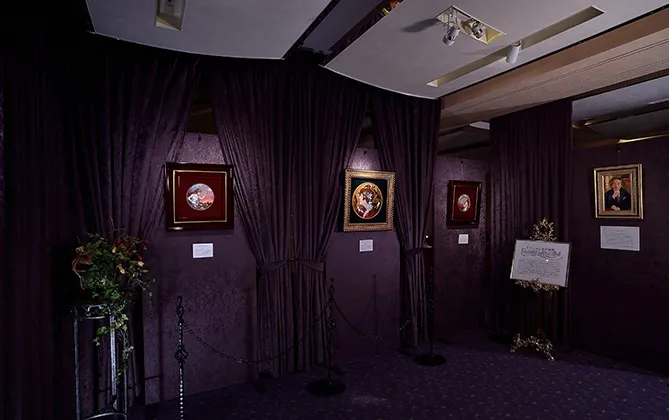 館長 ギャラリー